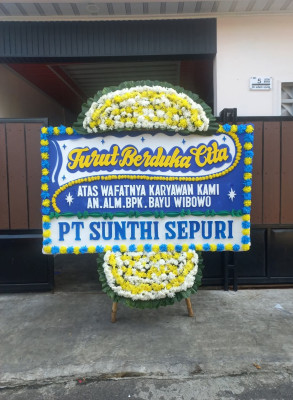 Papan Bunga Duka di Naikolan
