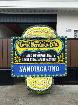 Papan Bunga Duka di Naikolan